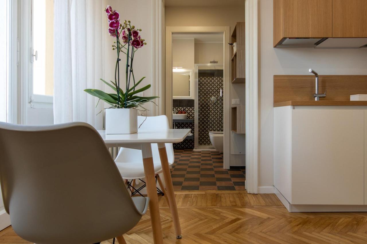 Aqualago Casa Vacanze - Apartament B แวร์บาเนีย ภายนอก รูปภาพ
