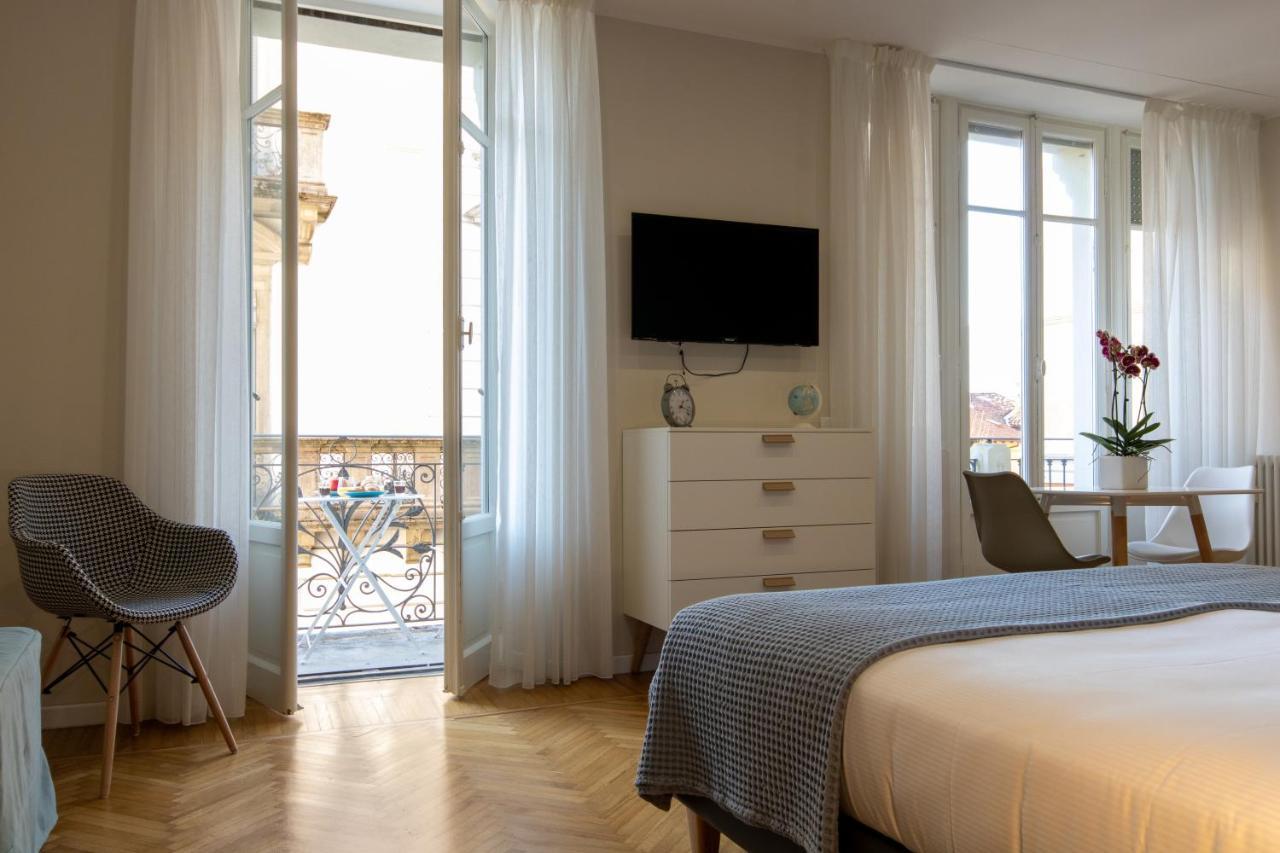 Aqualago Casa Vacanze - Apartament B แวร์บาเนีย ภายนอก รูปภาพ
