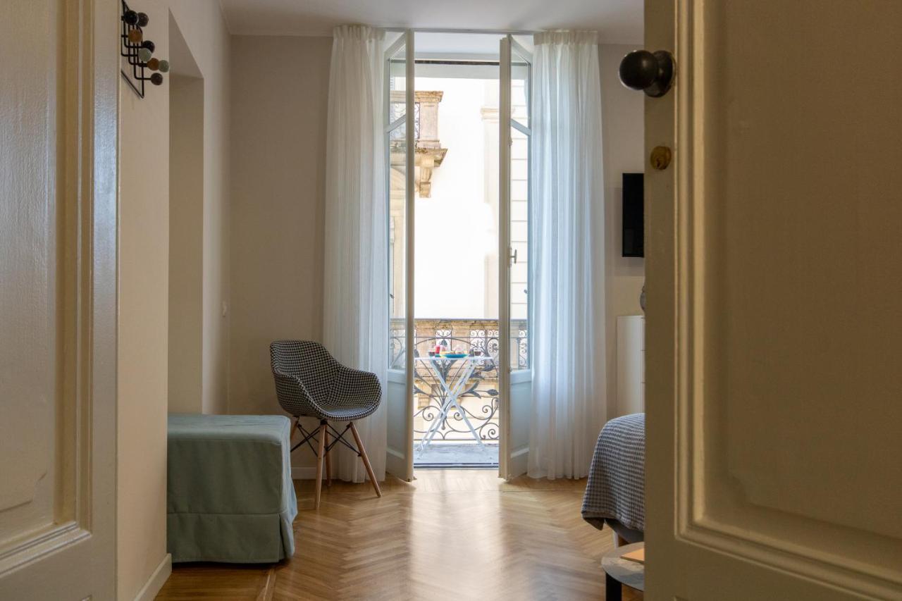 Aqualago Casa Vacanze - Apartament B แวร์บาเนีย ภายนอก รูปภาพ
