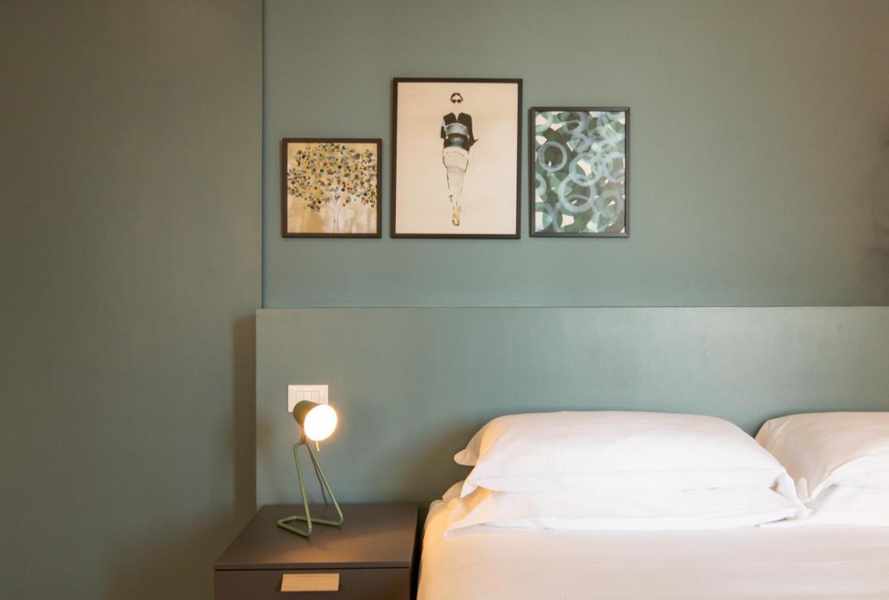 Aqualago Casa Vacanze - Apartament B แวร์บาเนีย ภายนอก รูปภาพ